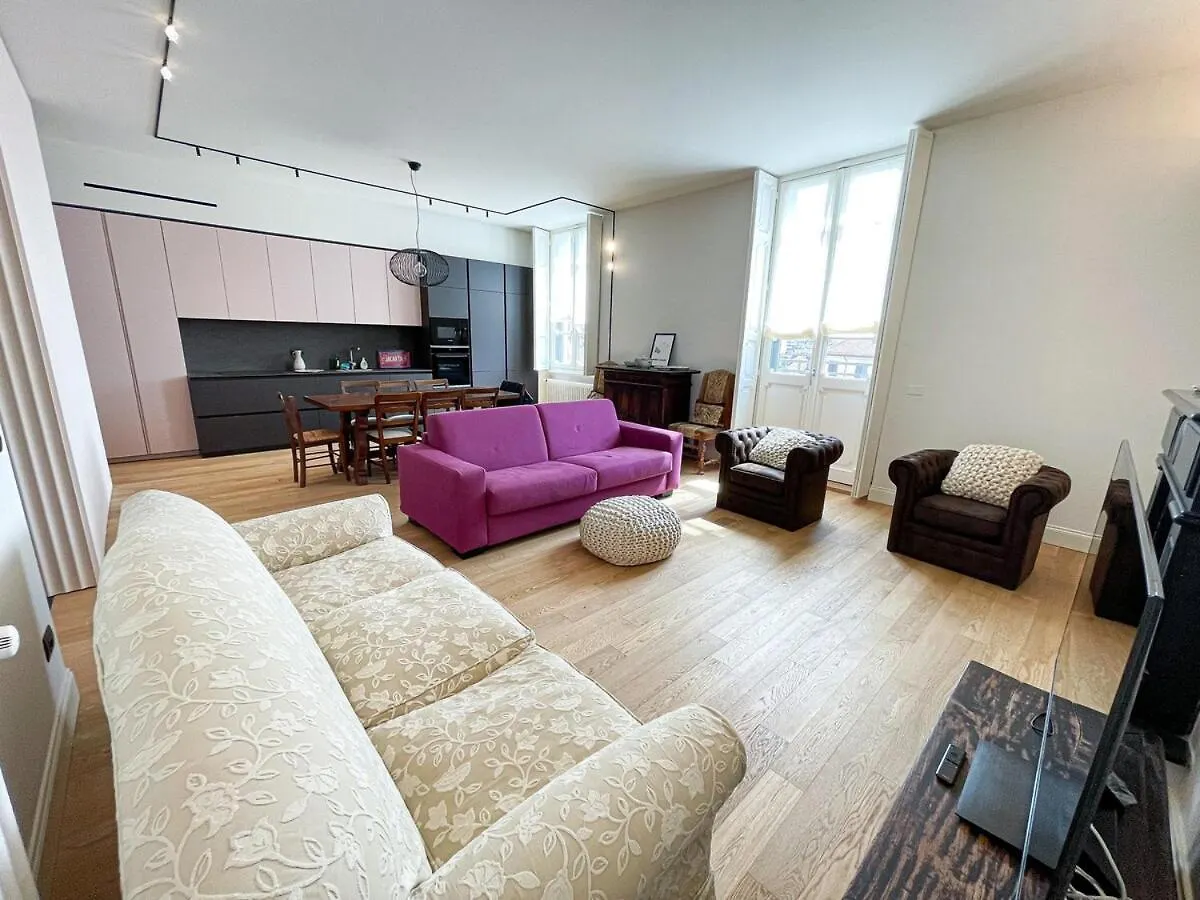 Appartement Luxury Penthouse - 5 Min To Duomo à Milan Italie