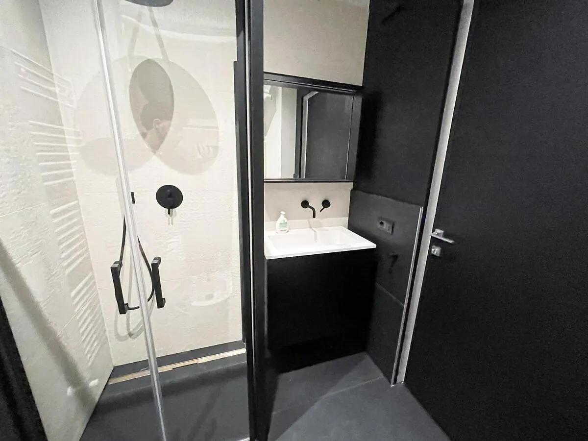 Appartement Luxury Penthouse - 5 Min To Duomo à Milan Italie